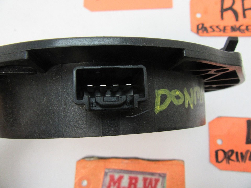 DOOR PANEL SPEAKER REAR BACK SEAT RADIO STEREO BOSE CAR for 1013 MAZDA