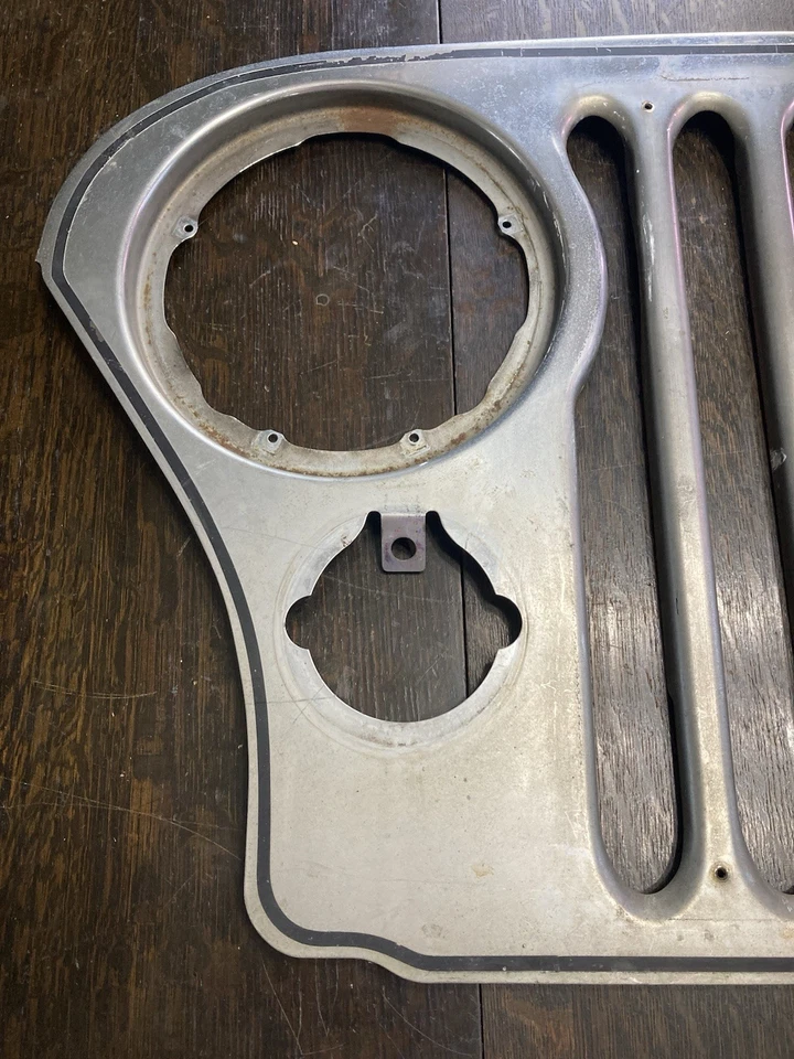 Jeep CJ5 CJ7 1976-1986 Laredo cubierta superpuesta parrilla cromada delantera OEM Foto 2 de 4