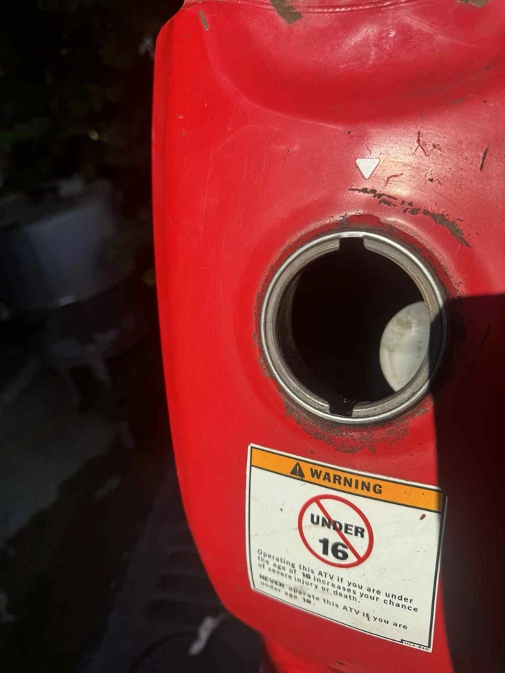 Honda Fourtrax 300 2000 4x4 tanque de gasolina ¡sin óxido por dentro ni por fuera!! Foto 4 de 4