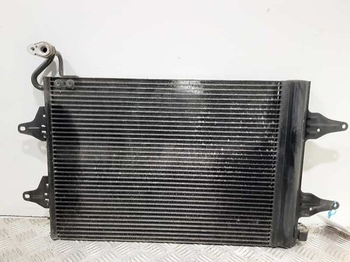 6Q0820411K KONDENSATOR / KÜHLER DER KLIMAANLAGE KONDENSATOR / 4554708 FÜR SEAT I