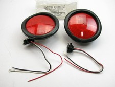 2 Vintage Dominion 705079 Stop Turn Tail Light Lamps Red Truck-lite 40002r