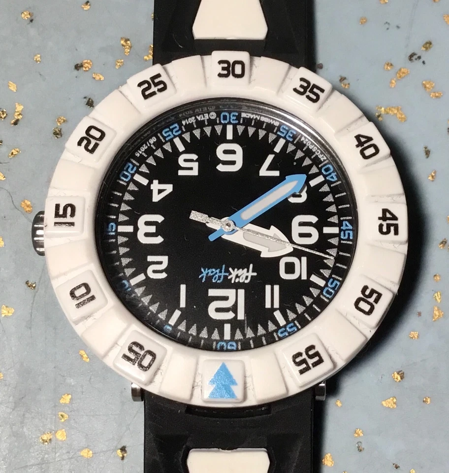 2015 FLIK FLAK ZFCSO024-BLACK & WHITE FAUX SCUBA CHILDS WATCH WRIST UP TO 6" - Image 4 of 4
