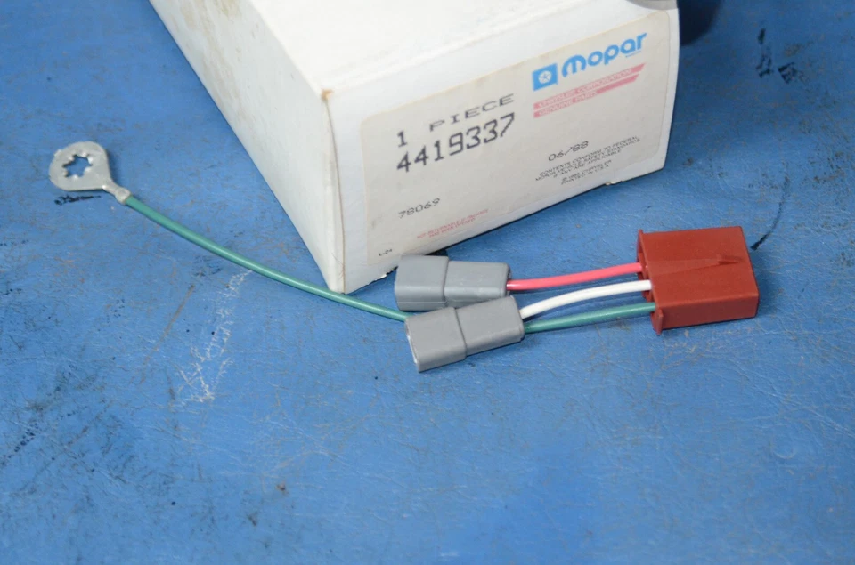 Nuevo de Lote Antiguo 1986-87 Dodge Diplomat Aire Acondicionado Ciclismo Interruptor Original OEM Mopar 4419337 Chrysler Foto 3 de 4