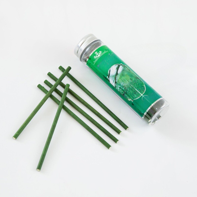 1 Set 6PCS Christmas Aromatherapy Stick Pine Scented Xmas Tree Hanging Art Decor