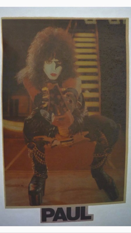 KISS Aucoin Paul Stanley Vintage '77 ALIVE II guitar pose Iron On Transfer