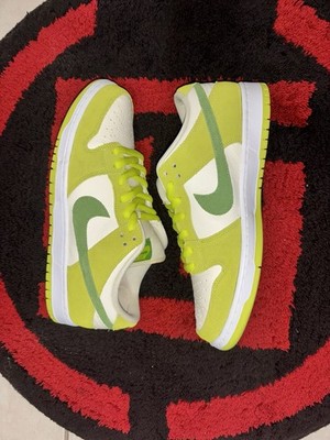 Nike SB Dunk Low Green Apple SZ 11 DM0807-300 New