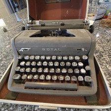 Royal Vintage Manual Portable Typewriter with Case Made in USA Collectible