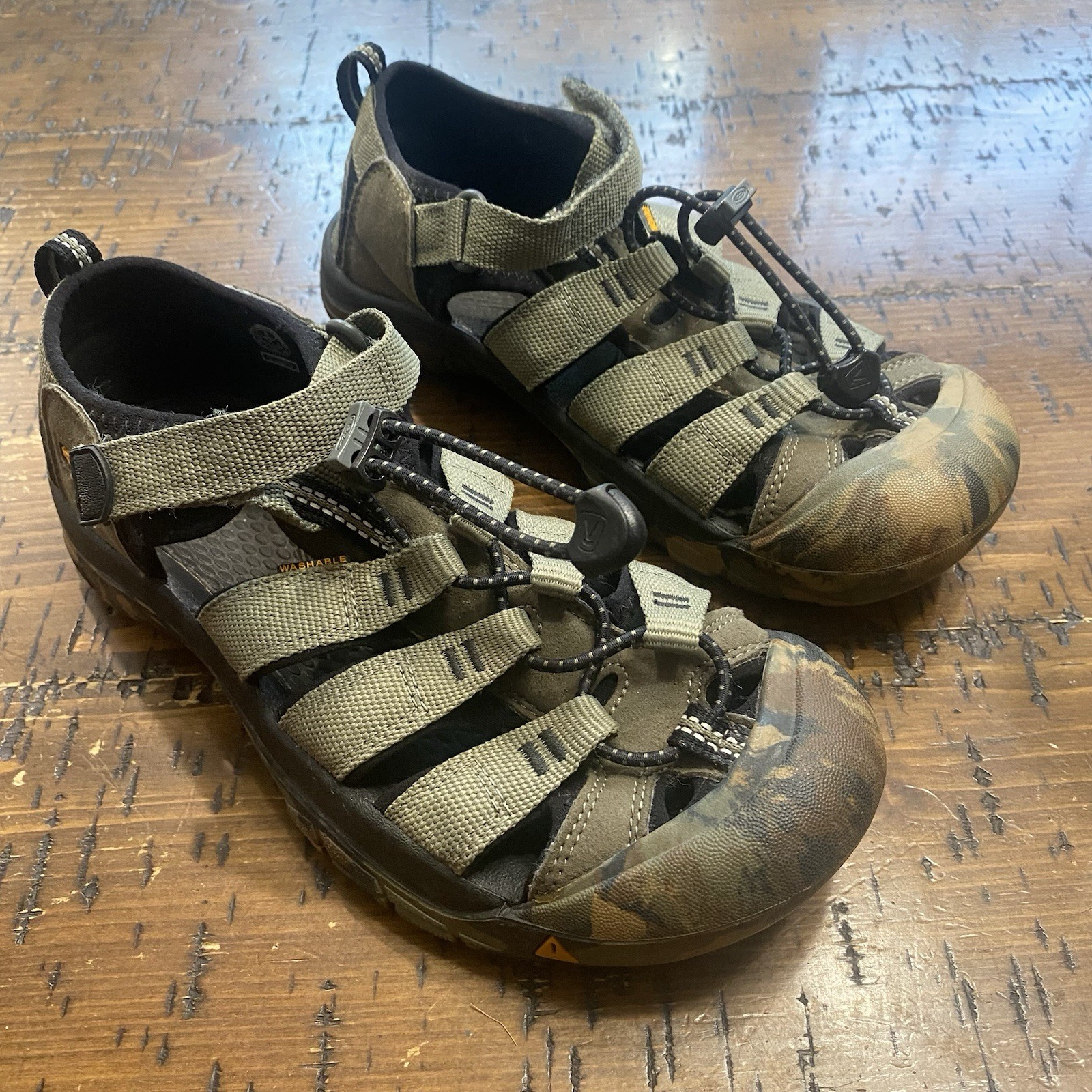 Sandali mimetici Keen taglia 5 scarpe acqua escursionismo scarpe ragazzo uomo unisex