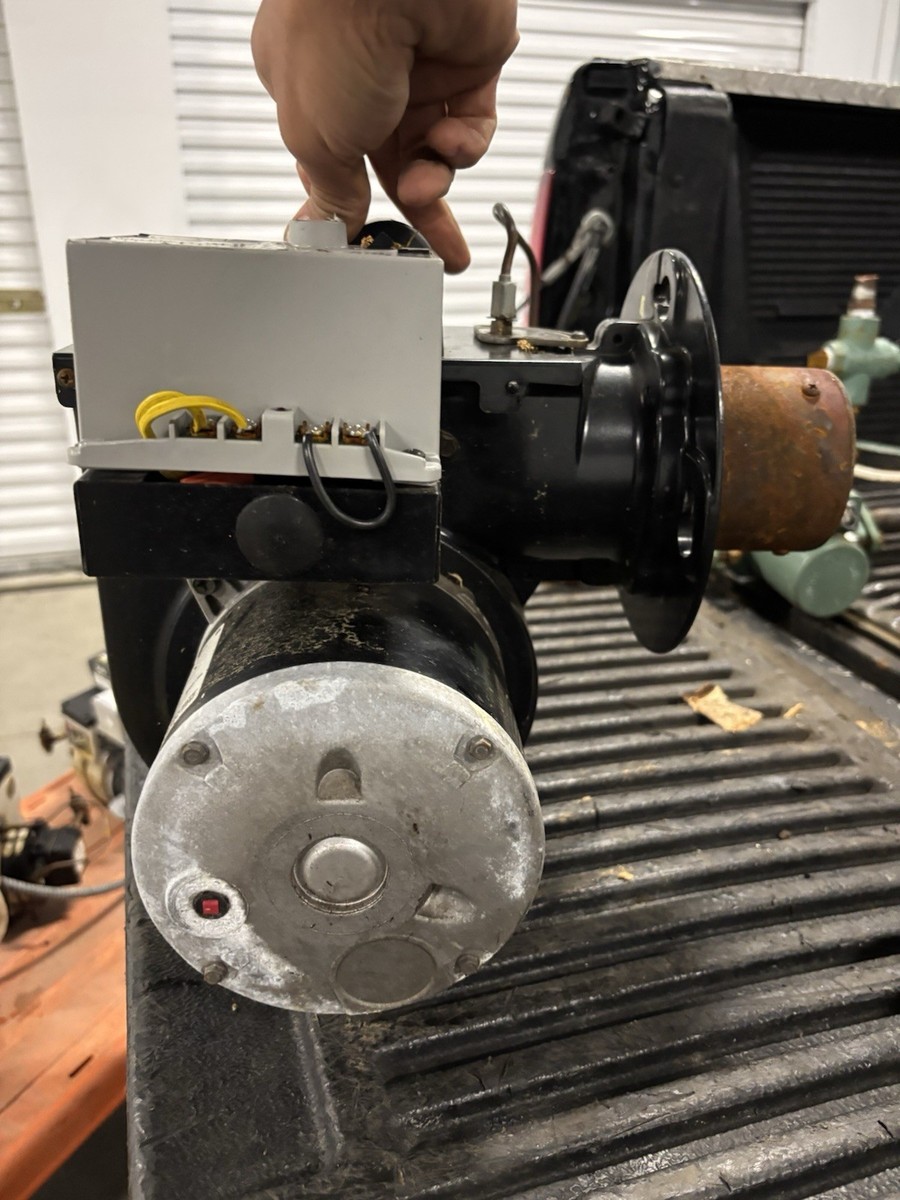 Water Boiler Replacement Weil Mclain Oil Burner SGO-4 108,000 BTU