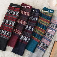 Unisex Shaft Warmer Mid Calf Snowflake Wool Blend Winter Socks Christmas