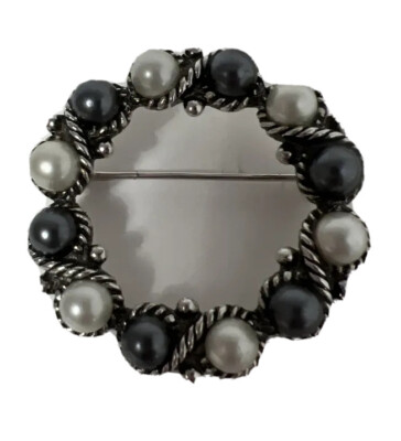 Vintage Avon 1975 Eclipse Soft White & Dark Grey Faux Pearl Rope Trim Pin Brooch