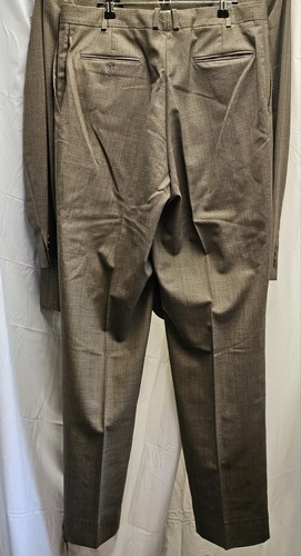 Mens 2 piece suit 44t, JP, Jean-PaulGermain Grey Plaid. - Picture 15 of 24