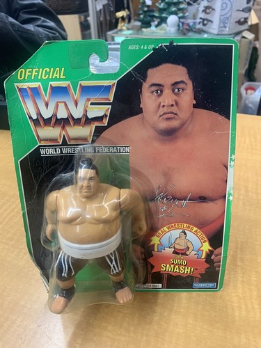 YOKOZUNA WWF Hasbro GREEN CARD ACTION FIGURE - 199...
