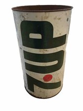 Cesta de basura metálica de colección 7up bote de basura húmedo y salvaje The Uncola blanco con letras verdes