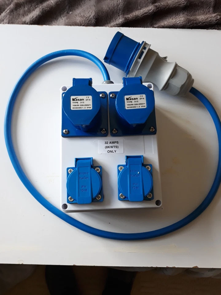 EVENT DISTRIBUTION 32amp plug to dist.box c/w 2 x 16amp & 2 x 13amp panel sockets 240v