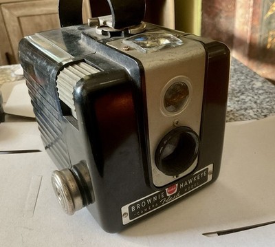 Kodak Brownie Hawkeye Flash Camera Roll Film Compact Camera