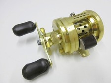 Shimano Calcutta Conquest MD Baitcasting Reel