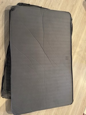 iKamper RTT Comfort Inflatable Camping Mattress with Pump for Camping