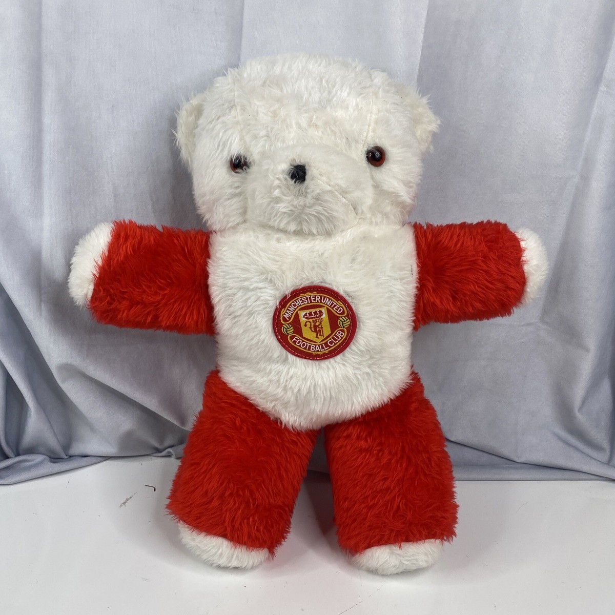 Het Embleem Van Manchester United Football Club Redactionele Stock Afbeelding - Illustratie van engels, patriottisch: 207817949 Het Embleem Van Manchester United Football Club Redactionele Stock Afbeelding - Illustratie van engels, patriottisch: 207817949