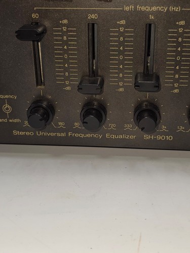 TECHNICS BY PANASONIC, STEREO UNIVERSAL FREQUENCY EQUALIZER, SH-9010, POWERS ON - Picture 5 of 24