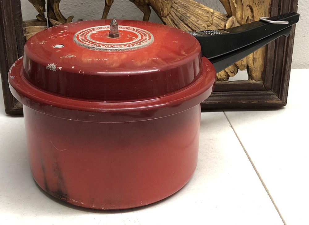Vintage Red MIRRO Aluminum 4Qt Pressure Cooker M-0294 4Qt Made In USA