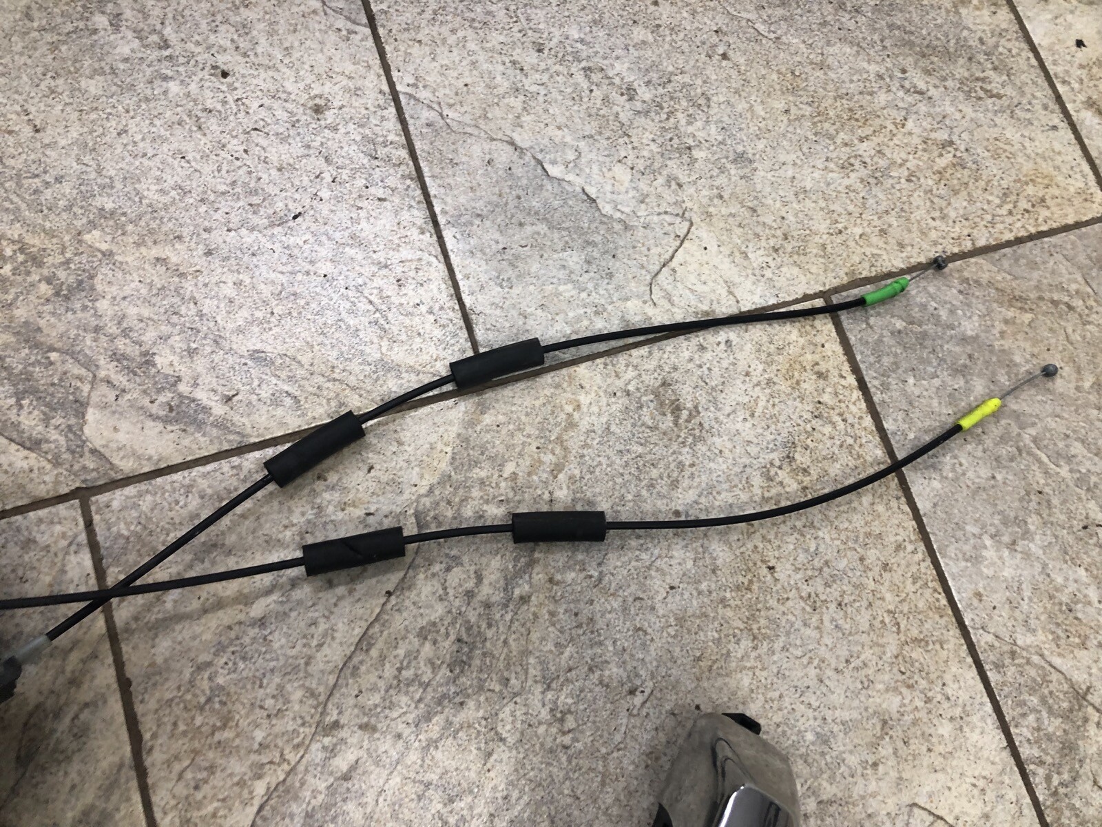 200610 HUMMER H3 OEM Passenger Front Door Lock Latch Actuator with