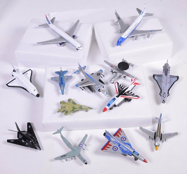 vintage diecast airplanes