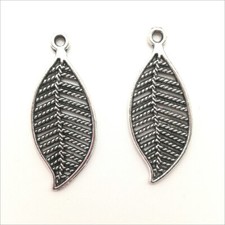 Lot 100pcs Hollow out leaves Antique Silver Charms Pendants for Jewelry Making