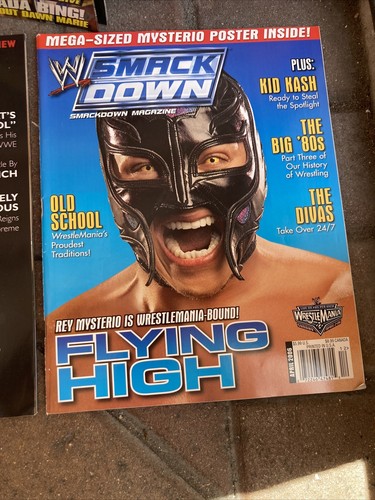 7 Smack down & WWF WWE Magazine 1994 - 2007 MIXED WRESTLING ESTATE LOT - Picture 3 of 12