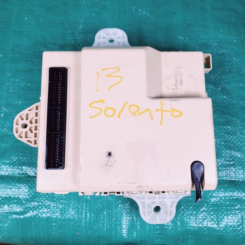 13 Kia Sorento 2.4 Fuse Box 95400-1U022 Interior Cabin Junction Block - Picture 6 of 6