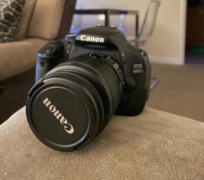 Canon EOS 600D 18.0MP Digital SLR Camera - Black (Kit w/ EF-S 18-55mm IS II...