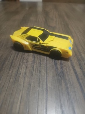 Night Strike Bumblebee Warrior Robots in Disguise Complete