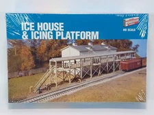 SEALED Walthers Cornerstone 933-3049 HO Scale Ice House and Icing Platform
