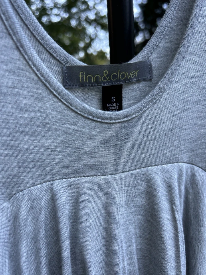 Maxi Vestido Finn & Clover Gris Para Mujer Pequeño Volantes Superposición Cuello Redondo Boho Chic Foto 3 de 4