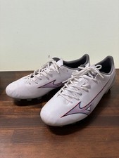 MIZUNO White Soccer Shoes FG Spikes Lightweight Design Size 28.0cm