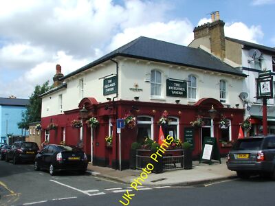 Photo 12x8 The Freelands Tavern, Bromley Bromley/TQ4069  c2015