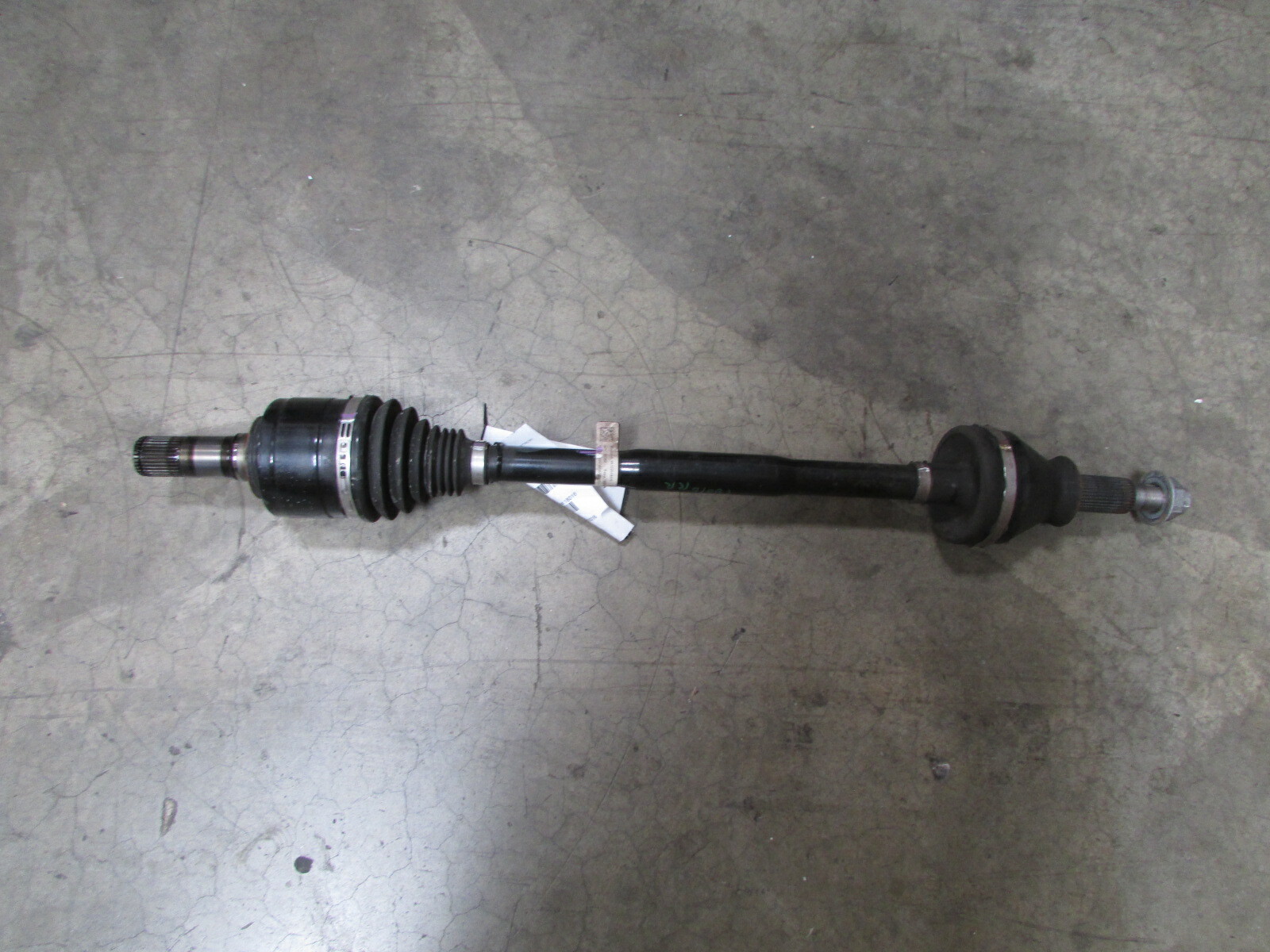 Maserati Quattroporte, RH, Right Rear Axle Shaft, Used, P/N 670035263