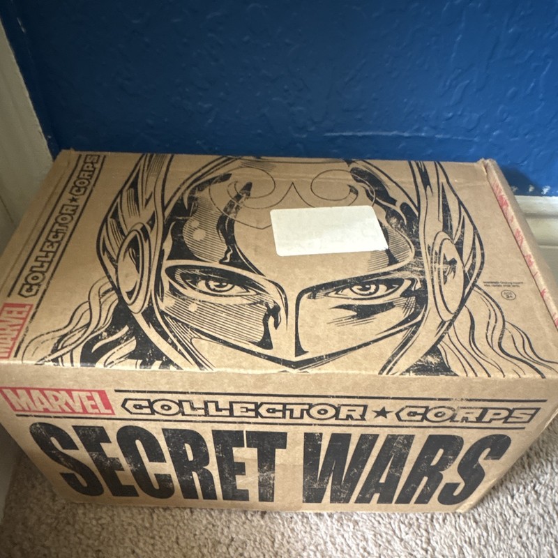 Funko Pop! Marvel Collector Corps Exclusive Secret Wars Thor #97 Spider-Man #98