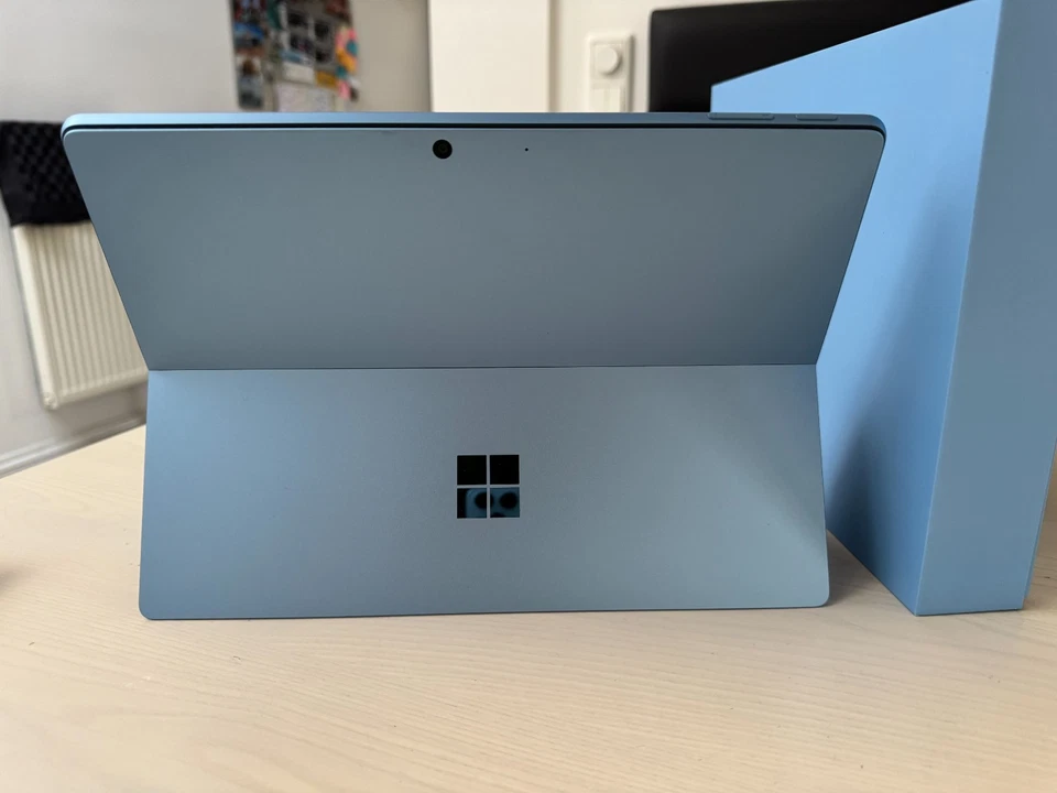 Microsoft Surface Pro 11 Tablet 13 Zoll X Elite 16GB RAM 1TB SSD CoPilot+ - Bild 3 von 4