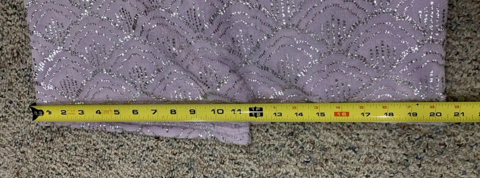 Manta para niños Pillowfort cola de sirena púrpura claro plata escalas brillantes objetivo Foto 4 de 4