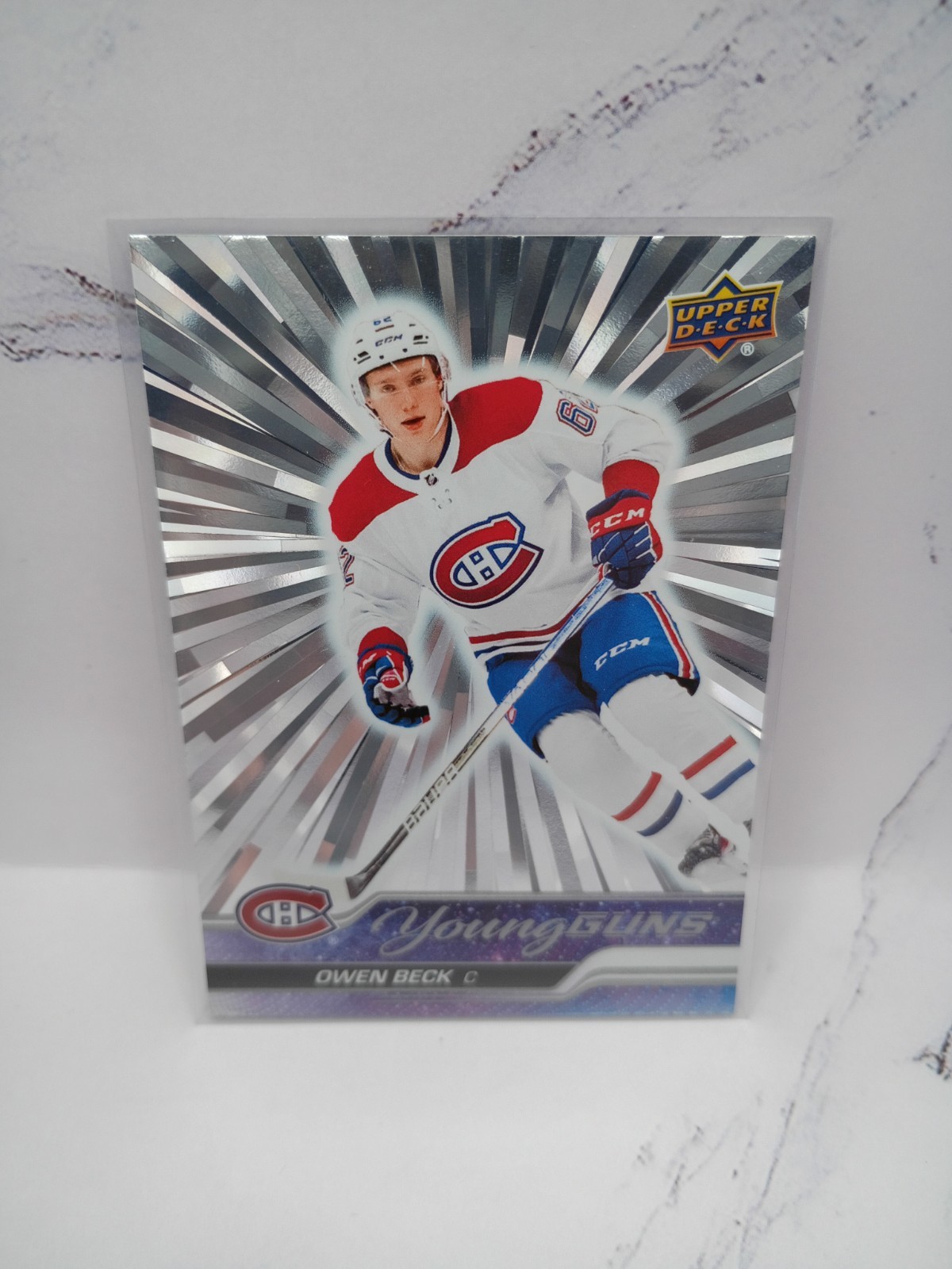 2023-24 Upper Deck Series 1 - Young Guns Owen Beck #214 Outburst Silver (RC)