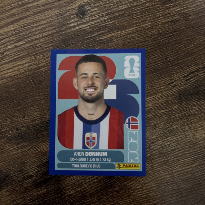 Panini FIFA World Cup 2026 Sticker Aron Dønnum Toulouse FC NOR 17 blue parallel 