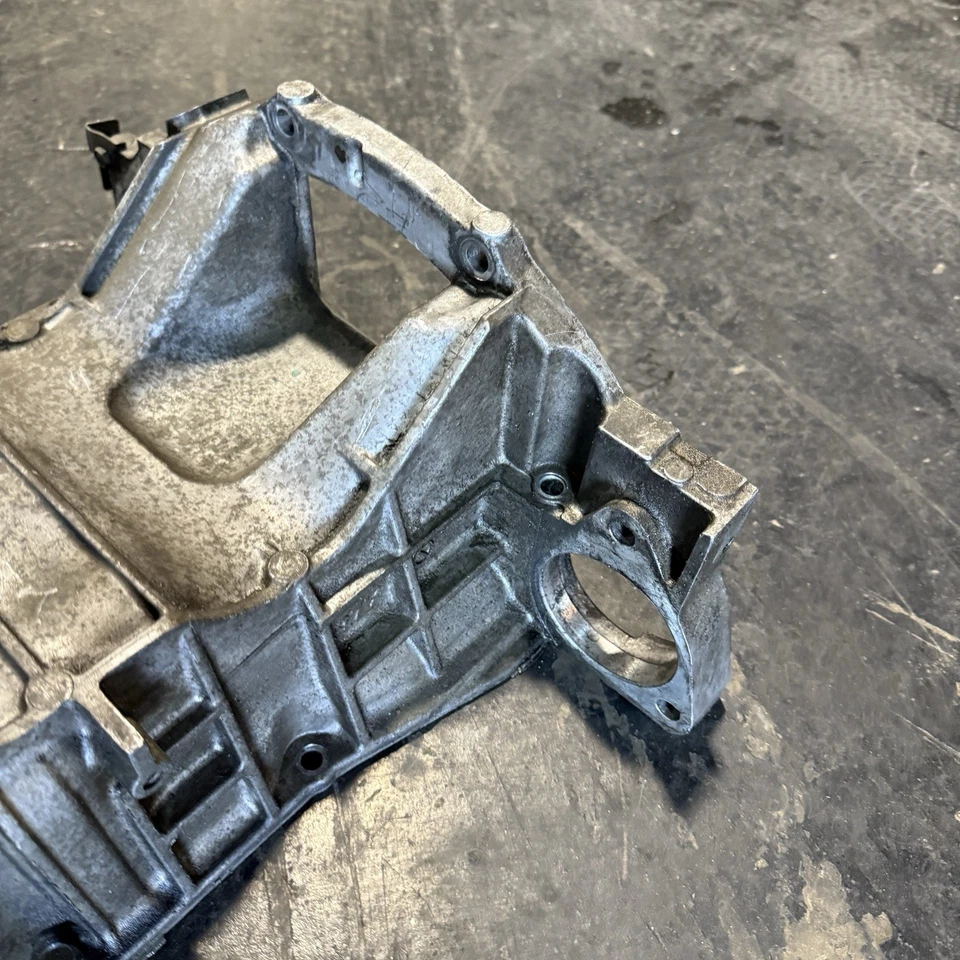 03-06 Nissan 350z Infiniti G35 VQ35DE Engine Upper Oil Pan VQ35 - Image 2 of 4