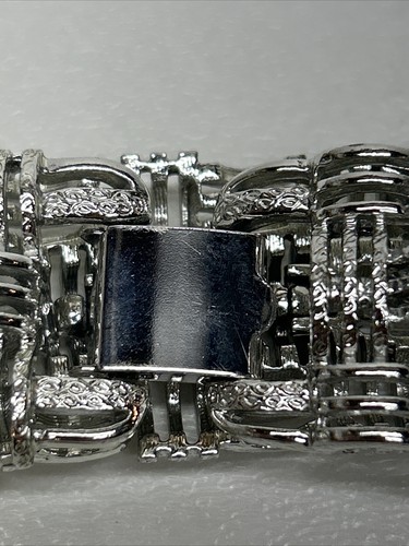 Coro Pegasus Silver Tone Bracelet Weave Design - Afbeelding 2 van 14
