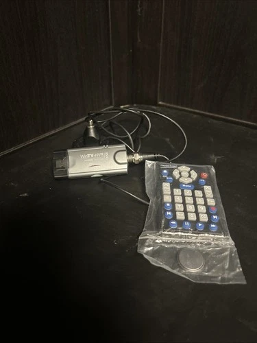 Hauppauge WinTV-HVR-950Q USB Hybrid TV Tuner with Remote and Antenna 