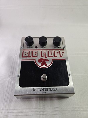 Electro-Harmonix Big Muff Pi Analog Fuzz Effects Pedal for Electric Guitar 