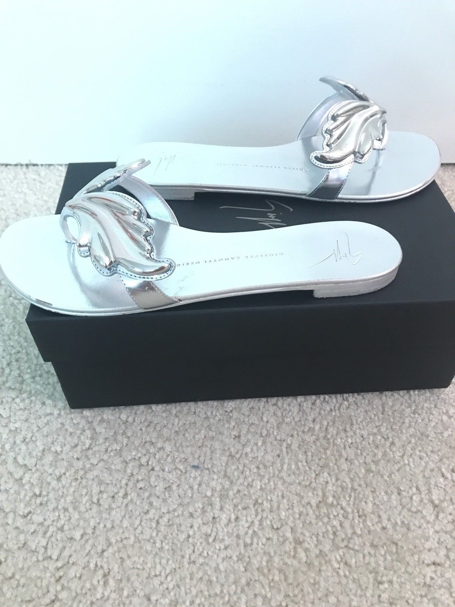 New Authentic Giuseppe Zanotti Silver Cruel Wing Flat New Authentic Giuseppe Zanotti Silver Cruel Wing Flat