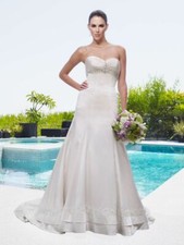 Casablanca Size 10 Antique Gold color