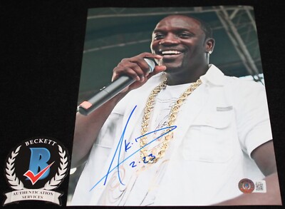 Akon signed 8 x 10, Konvicted, Freedom, Beckett BAS BL16931