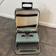 Underwood Olivetti Lettera 22 Vintage Manual ...